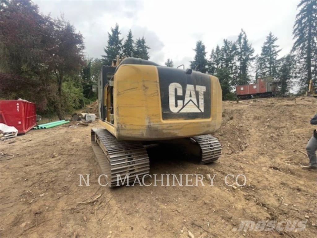 CAT 320E حفارات زحافة