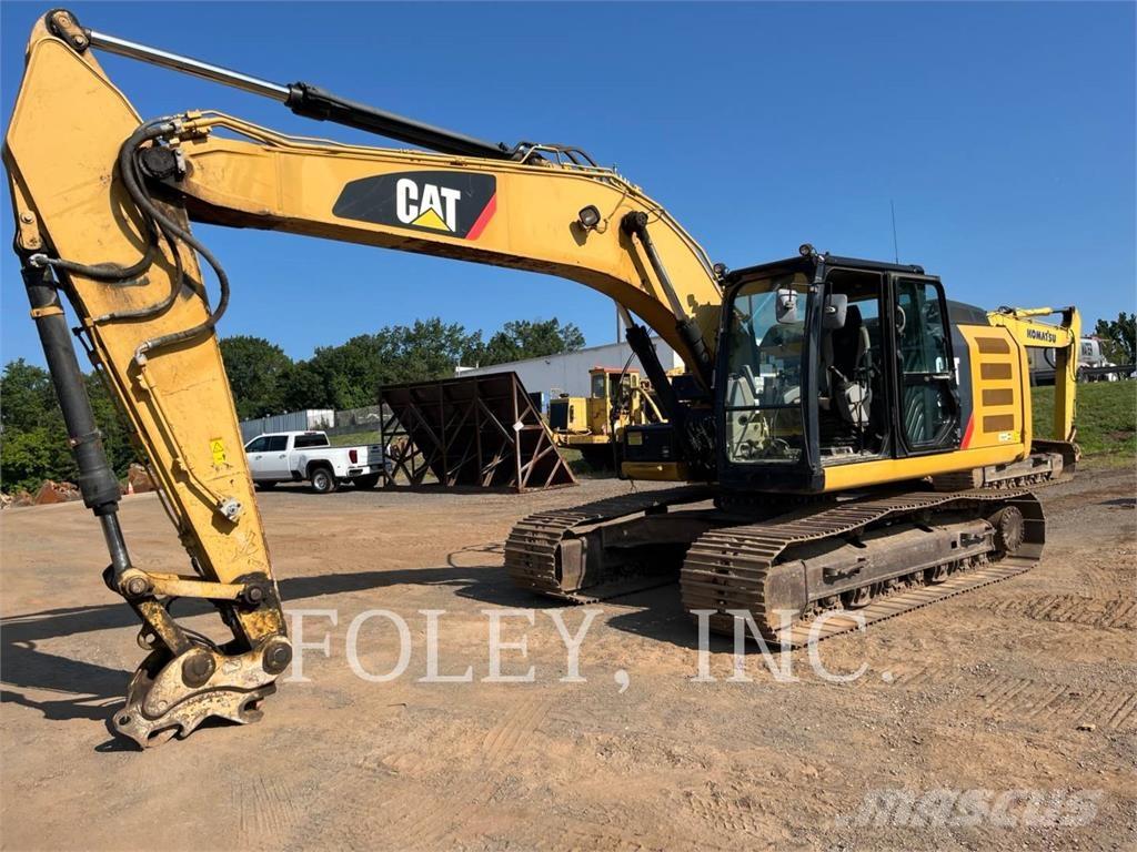 CAT 320EL حفارات زحافة