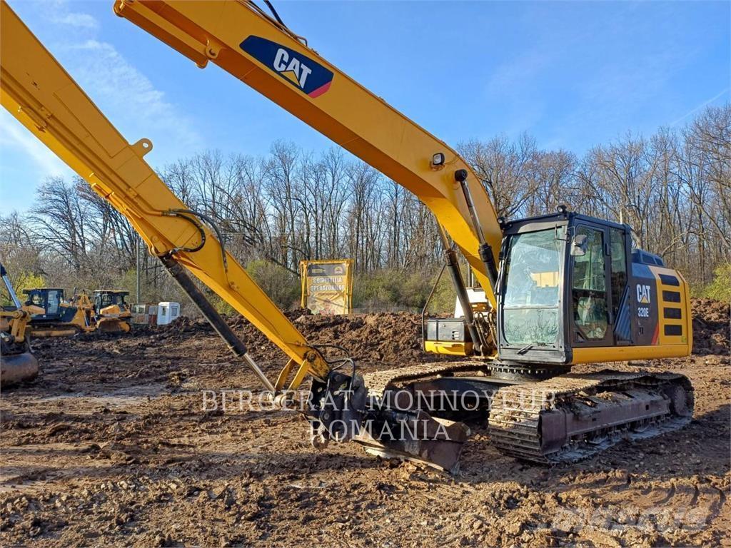 CAT 320EL حفارات زحافة