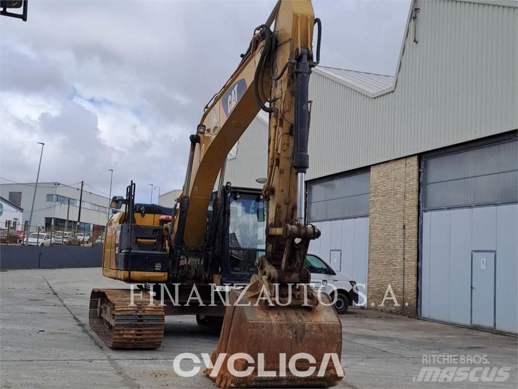 CAT 320EL IHC LANE 1 حفارات زحافة