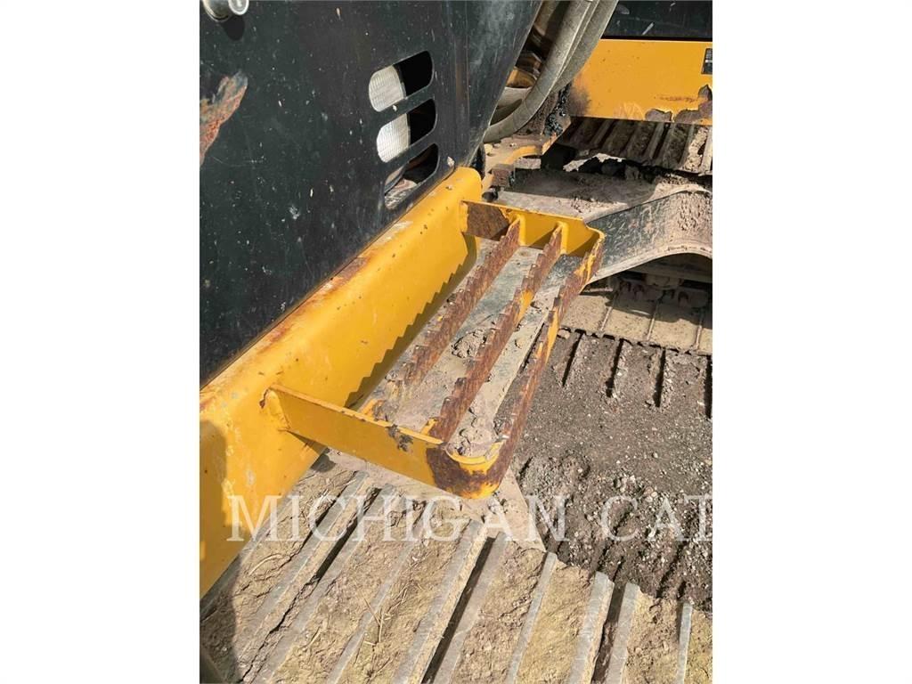 CAT 320EL Q حفارات زحافة