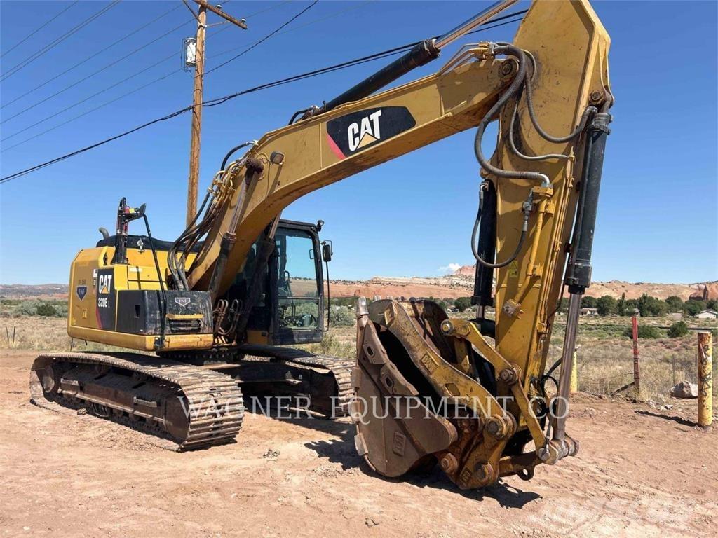 CAT 320ELRR حفارات زحافة