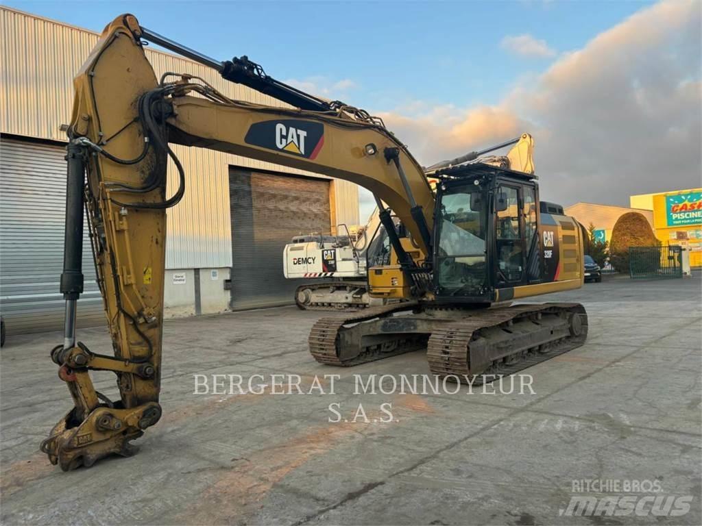 CAT 320F حفارات زحافة