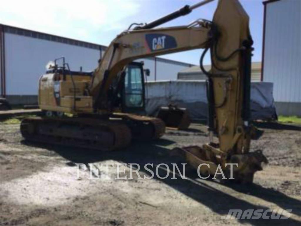 CAT 320F حفارات زحافة