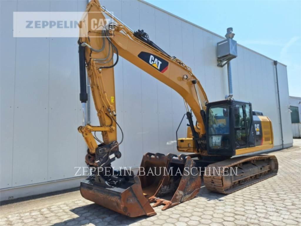 CAT 320FL حفارات زحافة
