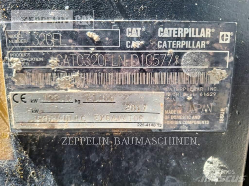 CAT 320FL حفارات زحافة