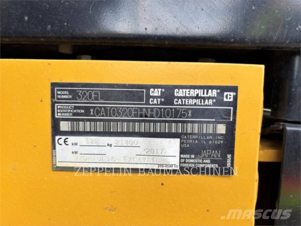 CAT 320FL حفارات زحافة