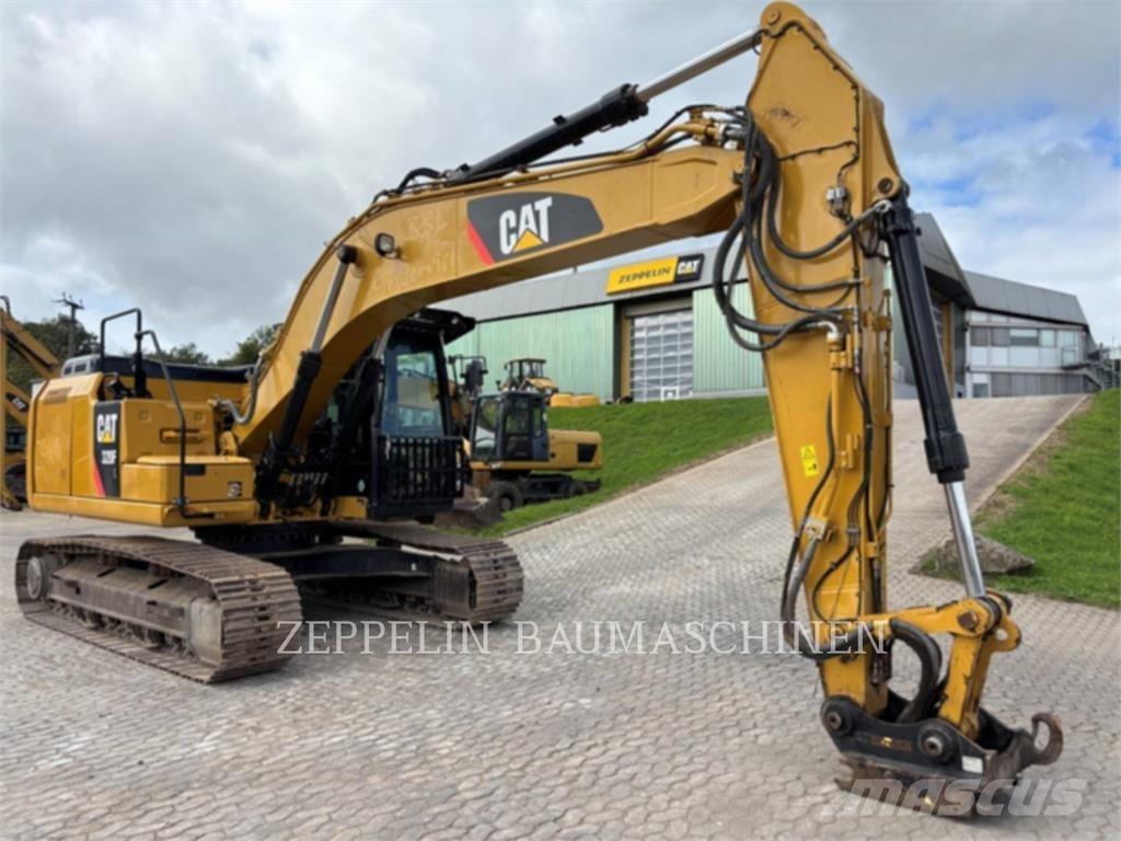 CAT 320FL حفارات زحافة