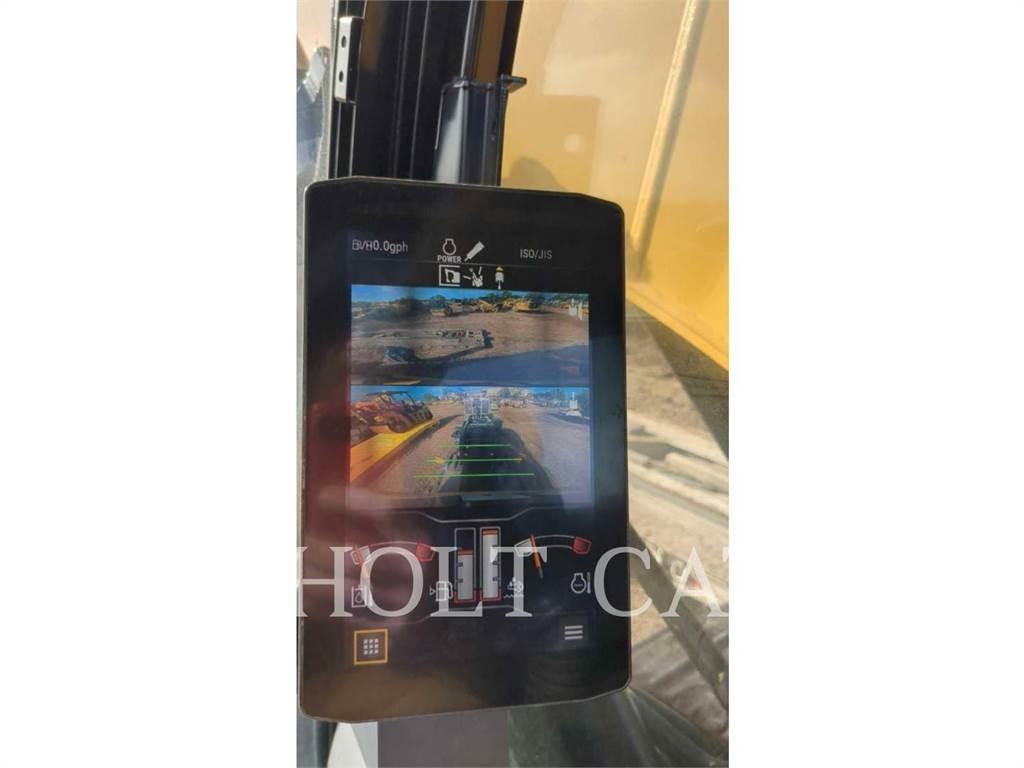 CAT 320GC حفارات زحافة