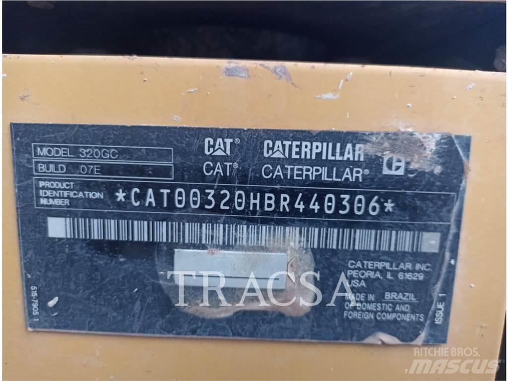 CAT 320GC حفارات زحافة