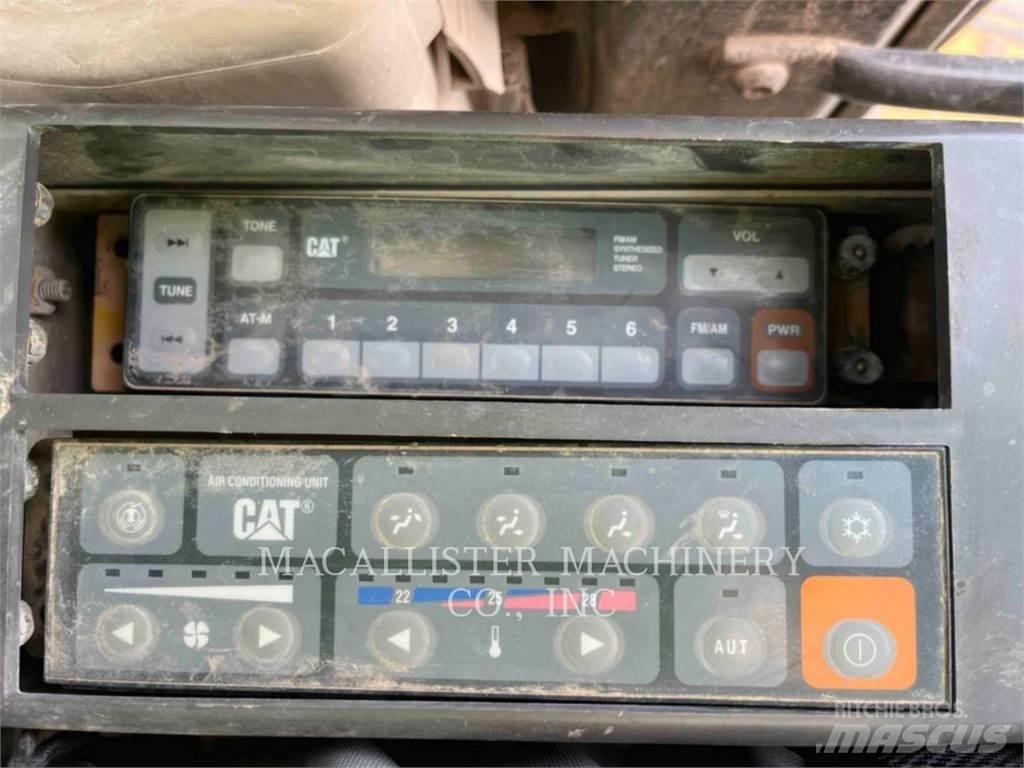 CAT 321CLCR حفارات زحافة
