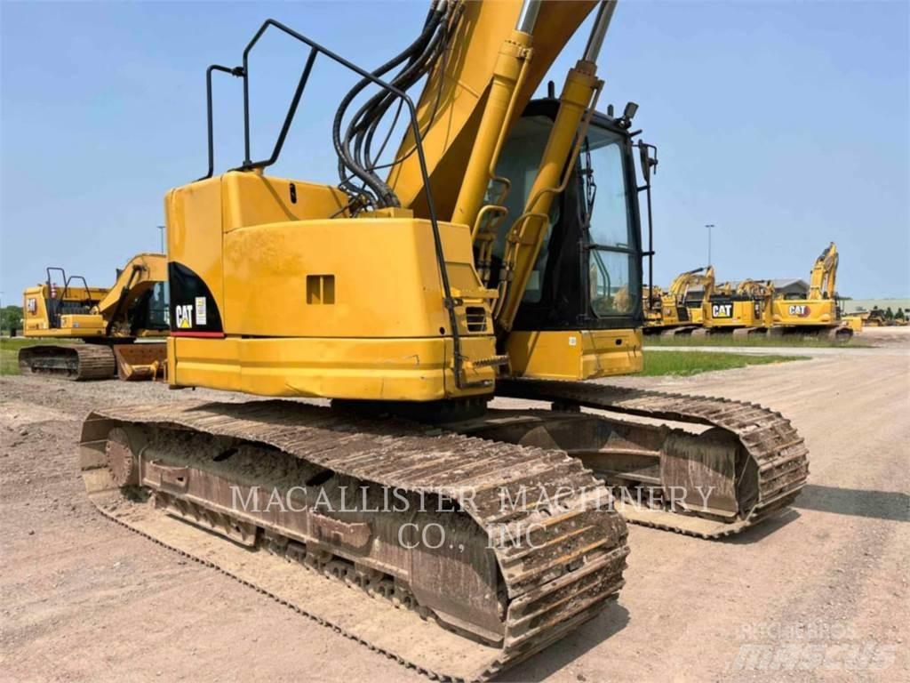 CAT 321CLCR حفارات زحافة