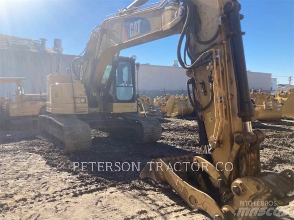 CAT 321D LCR حفارات زحافة