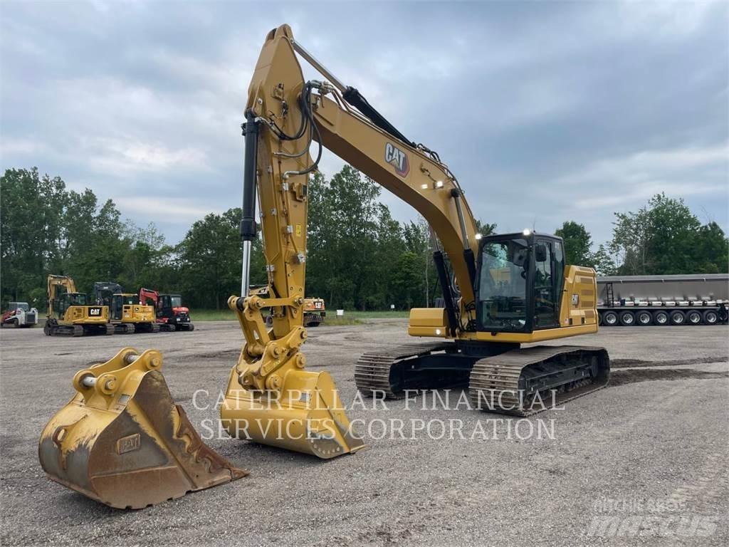 CAT 323 حفارات زحافة