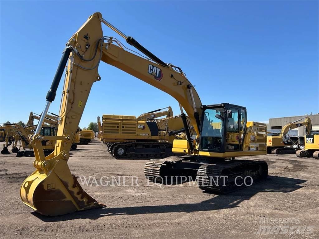 CAT 323 حفارات زحافة