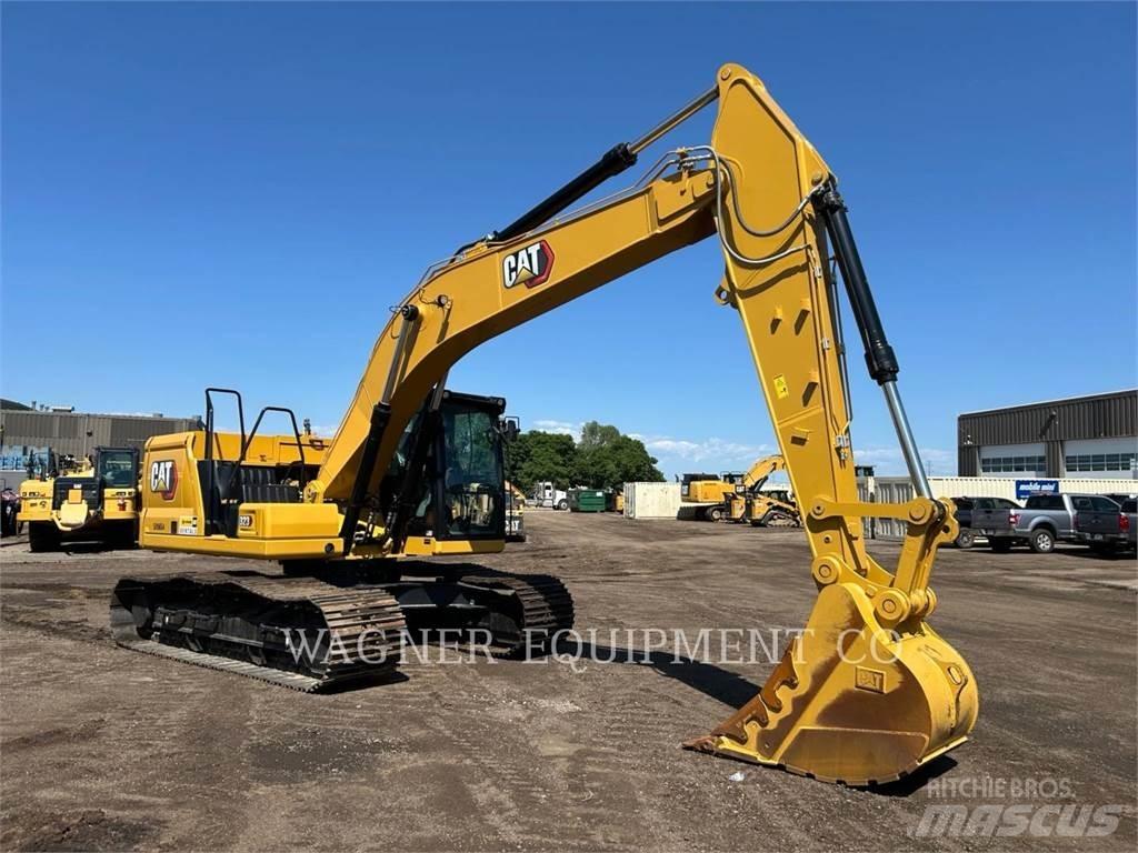 CAT 323 حفارات زحافة