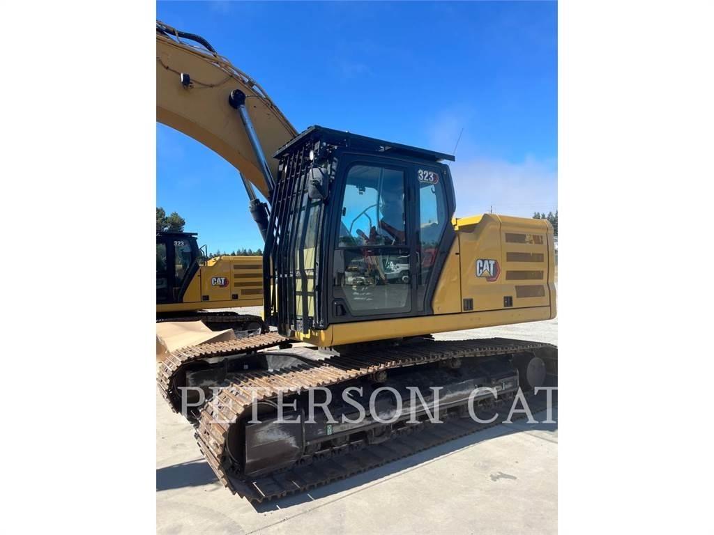 CAT 323 حفارات زحافة