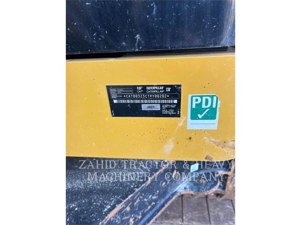 CAT 323-05GX حفارات زحافة