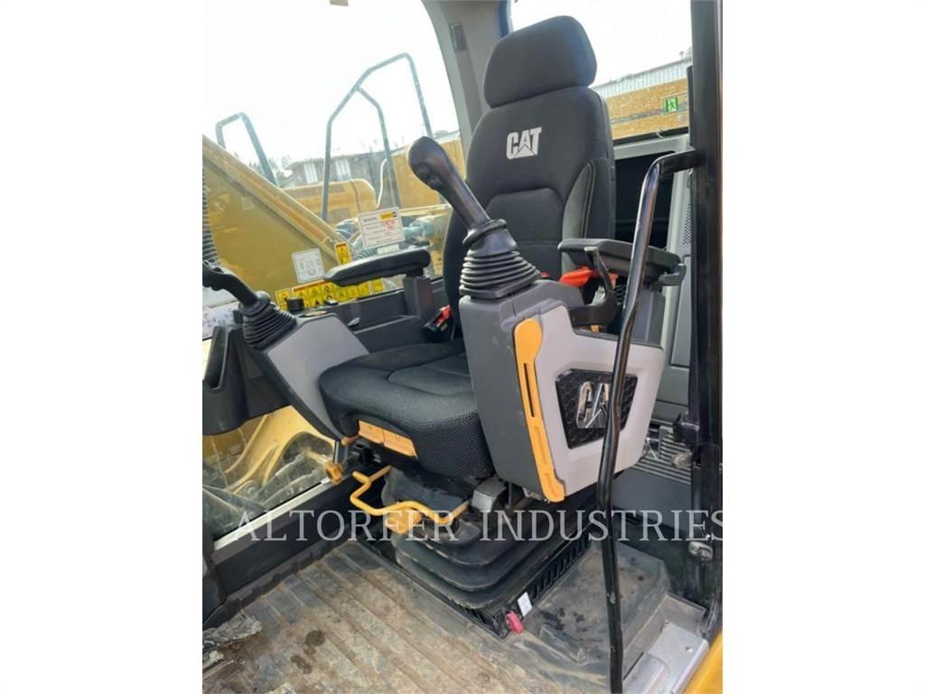 CAT 323-07 حفارات زحافة