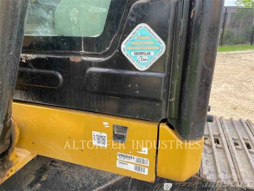 CAT 323-07 حفارات زحافة