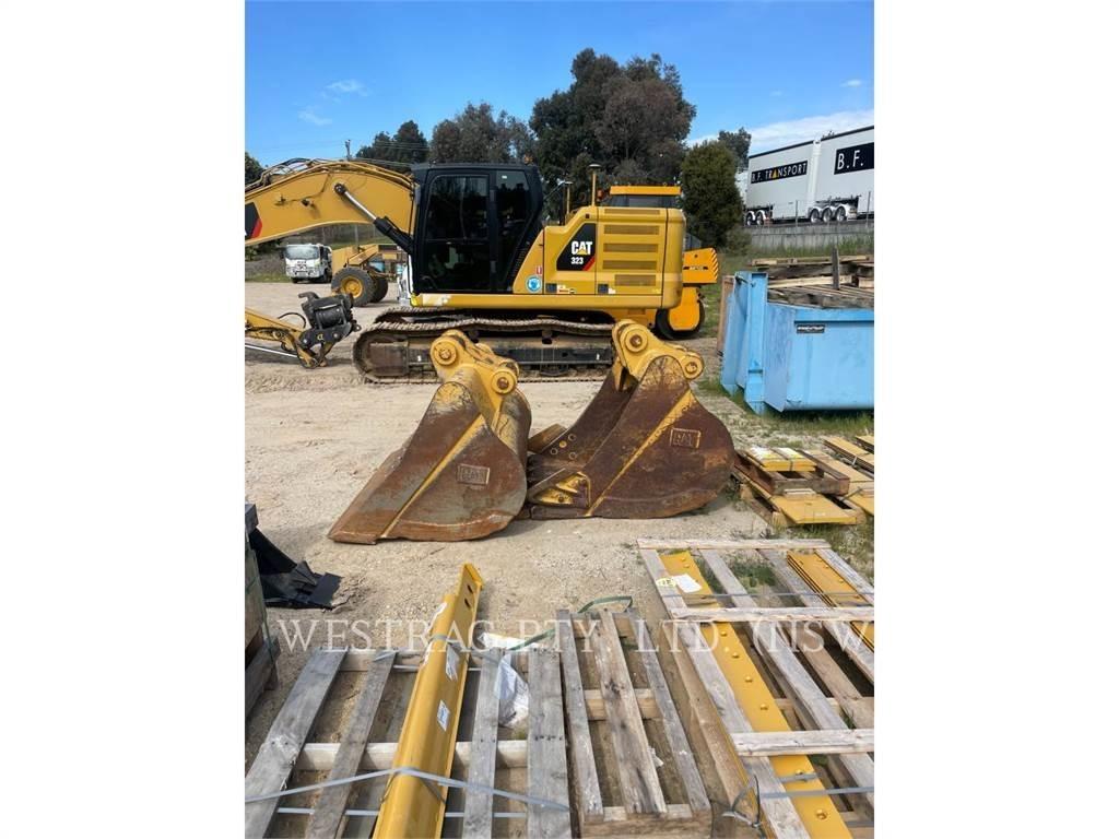 CAT 323-07 حفارات زحافة