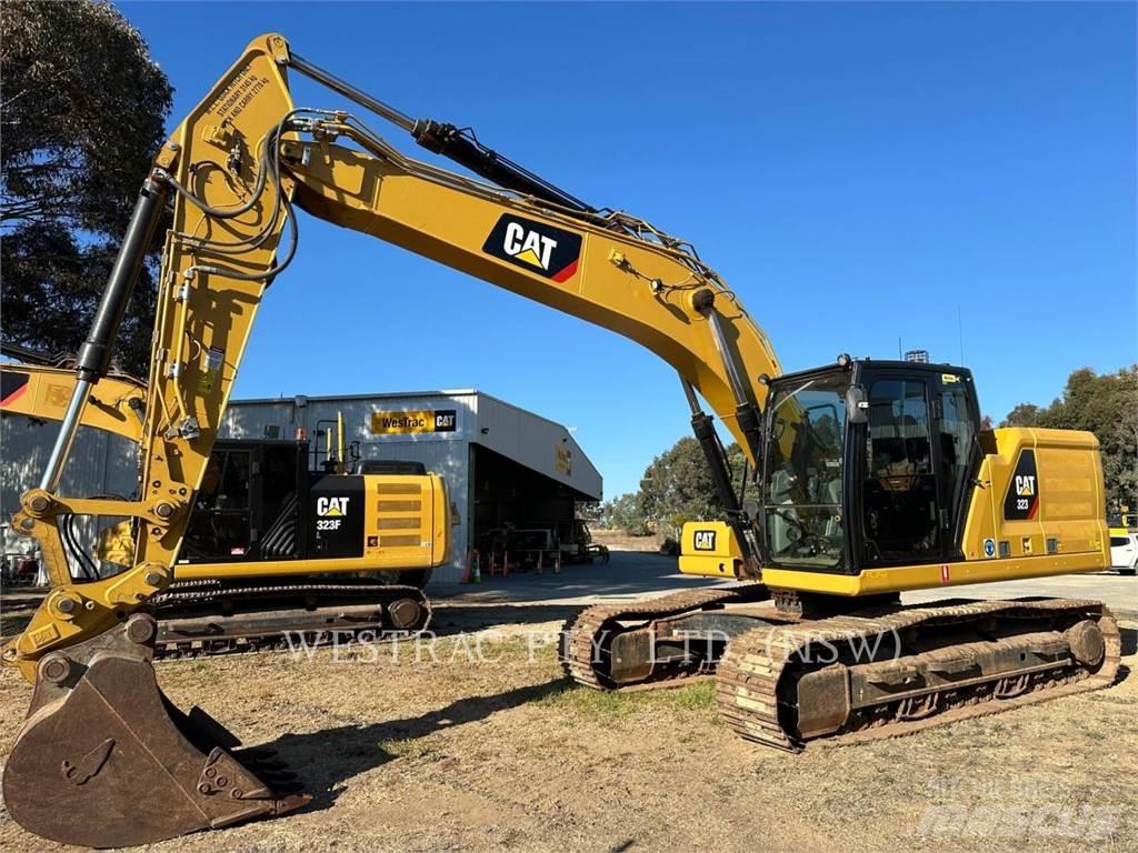 CAT 323-07 حفارات زحافة