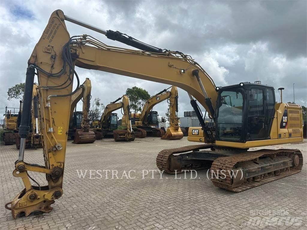 CAT 323-07 حفارات زحافة