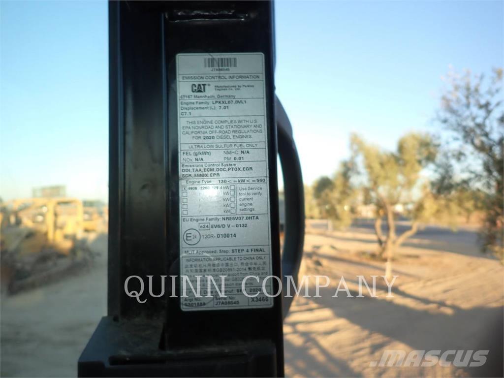 CAT 323-07 حفارات زحافة