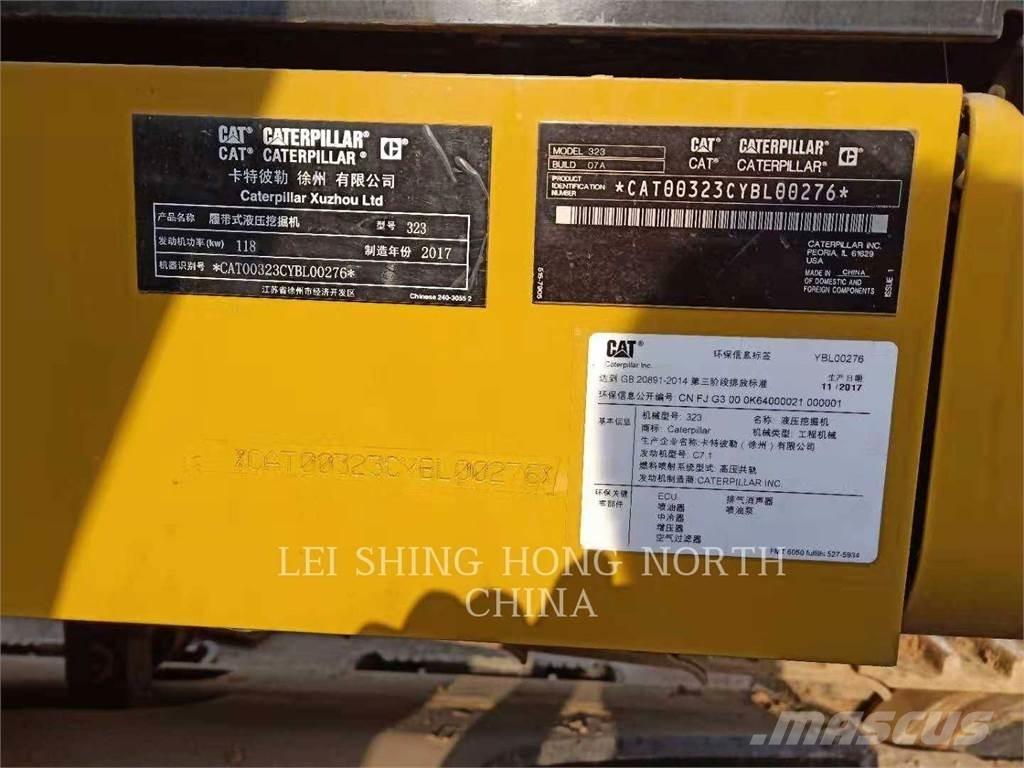 CAT 323-07 حفارات زحافة