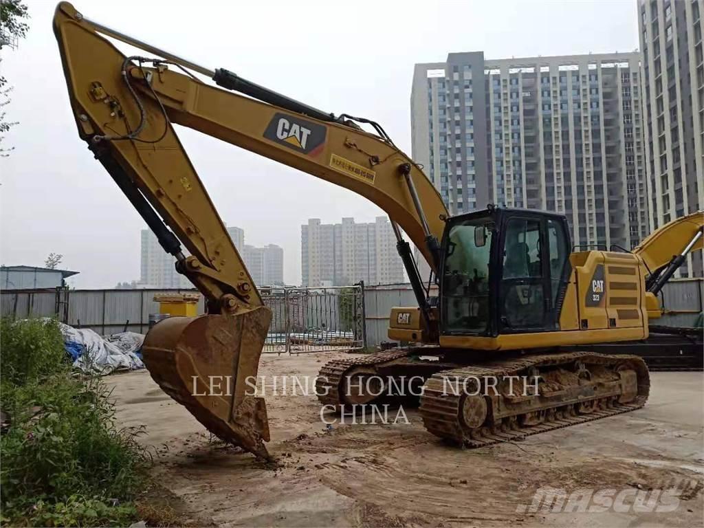 CAT 323-07 حفارات زحافة