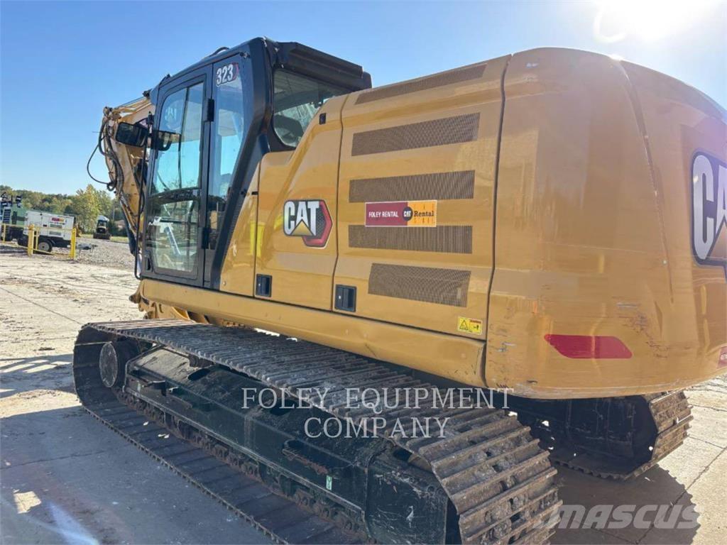 CAT 323-079X حفارات زحافة