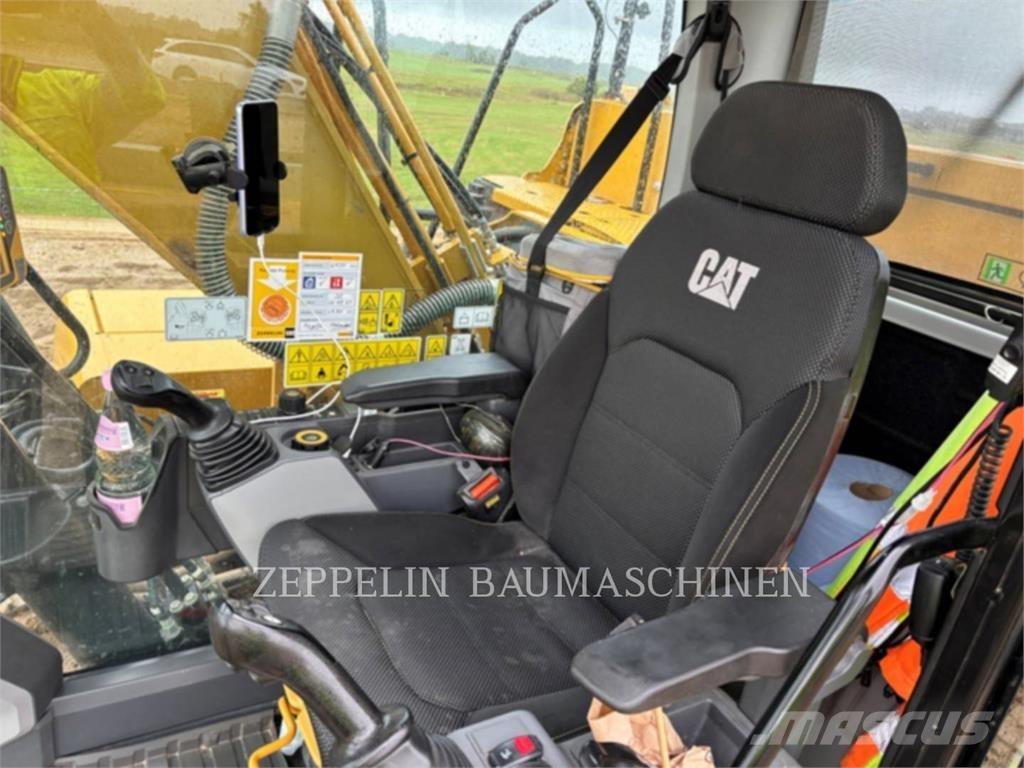 CAT 323-07C حفارات زحافة
