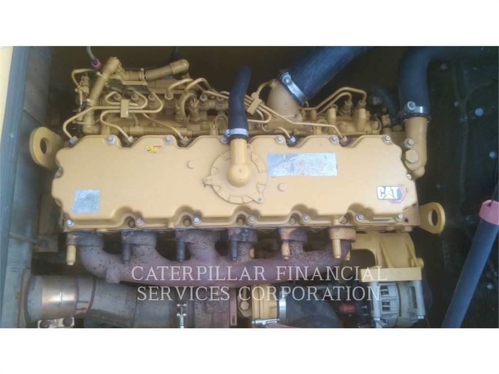 CAT 323-07GC حفارات زحافة