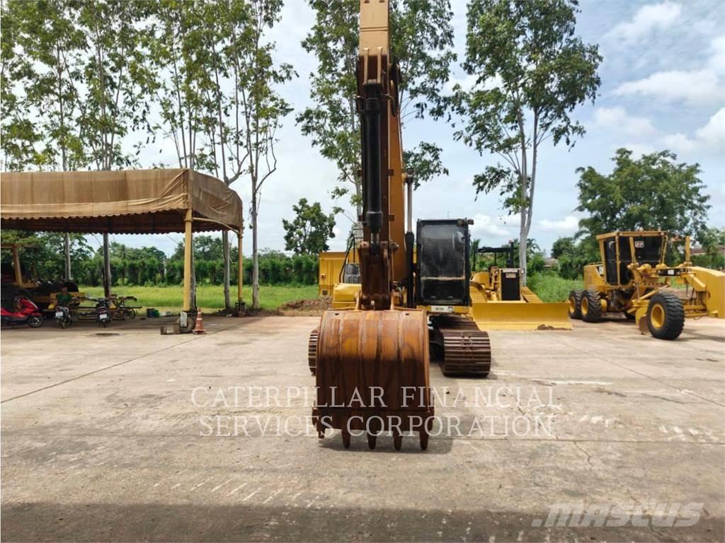 CAT 323-07GC حفارات زحافة