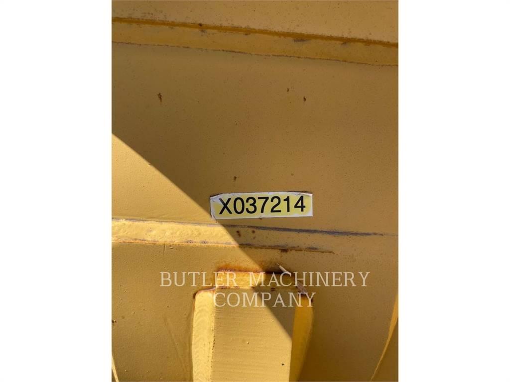CAT 323 BUCKET دلاء