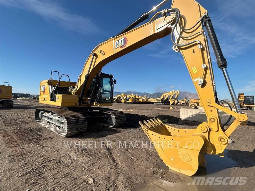 CAT 323 CF حفارات زحافة