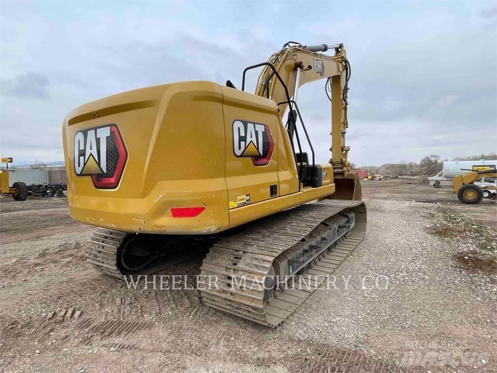 CAT 323 CF حفارات زحافة