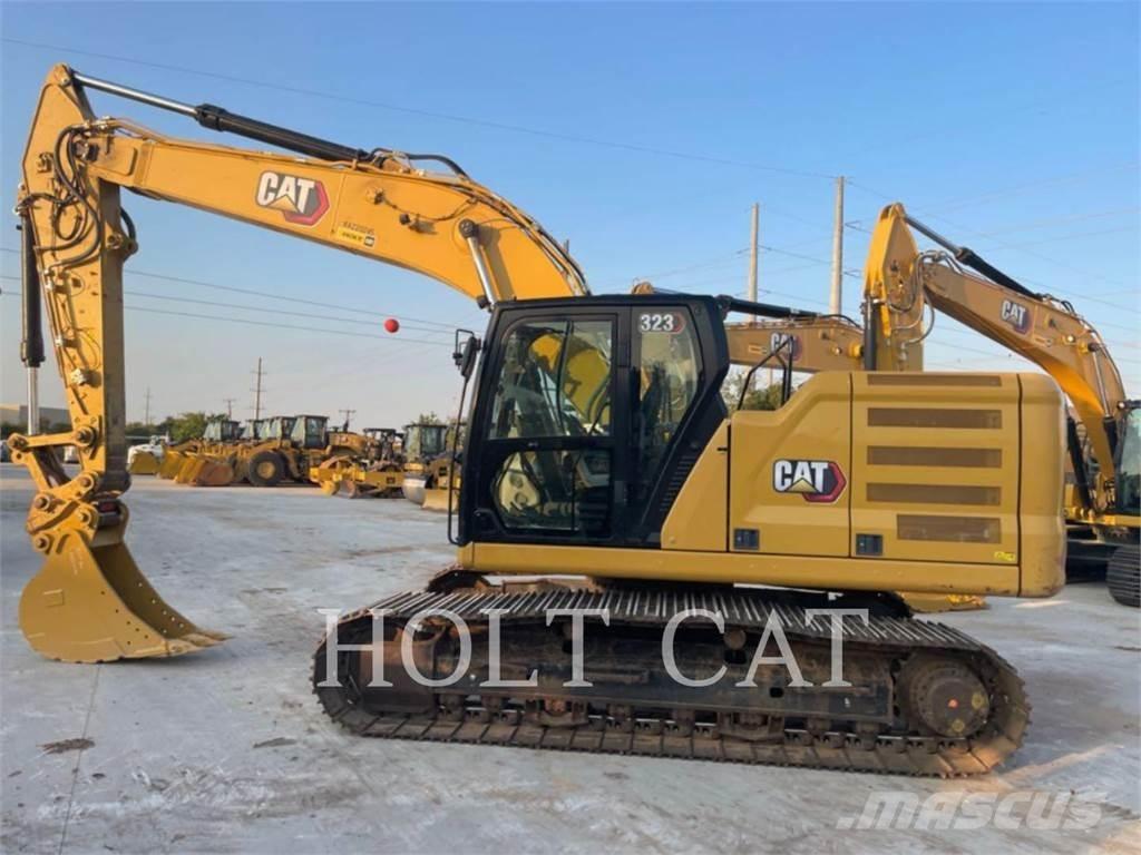 CAT 323 TC حفارات زحافة