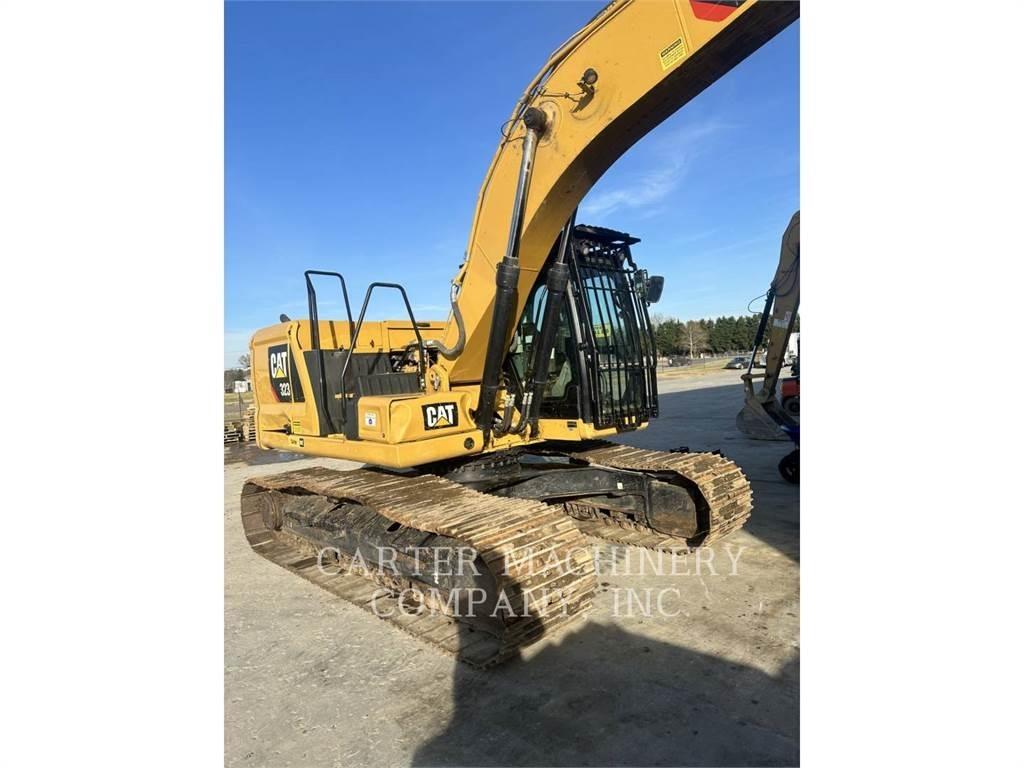 CAT 323 TC حفارات زحافة