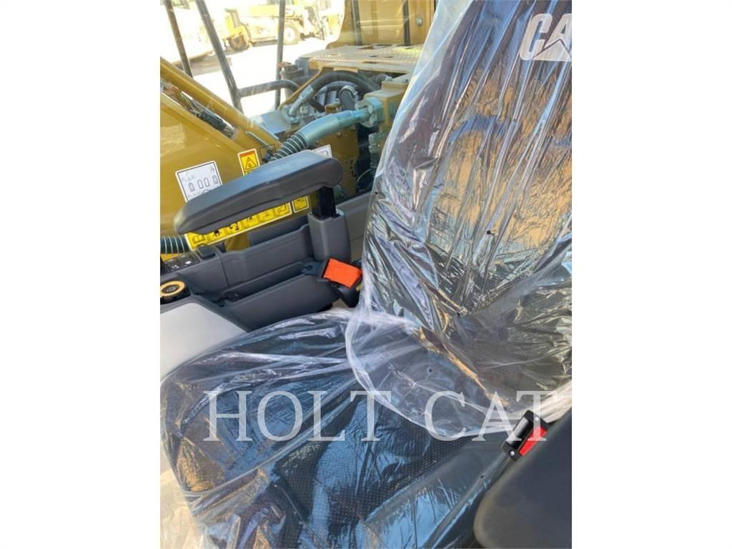 CAT 323 TC حفارات زحافة