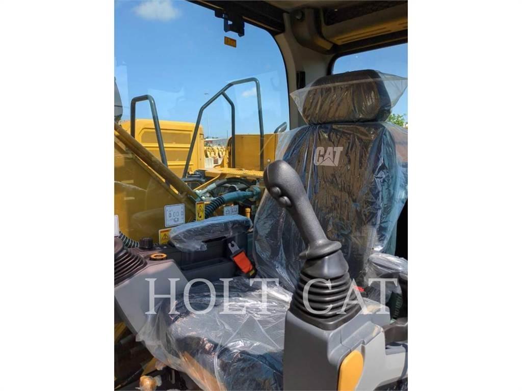 CAT 323 TC حفارات زحافة