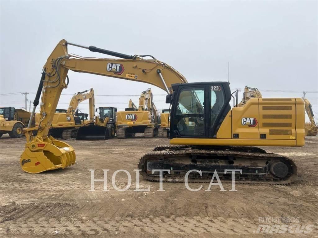 CAT 323 TC حفارات زحافة