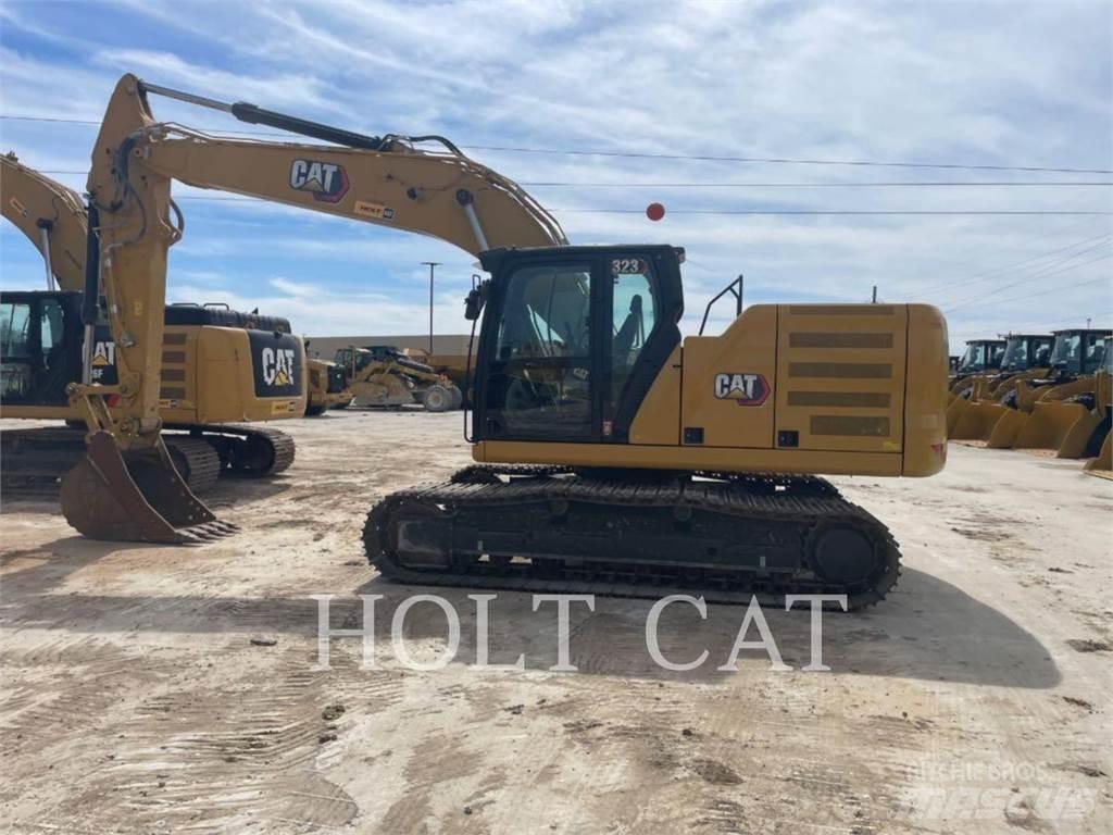 CAT 323 TC حفارات زحافة