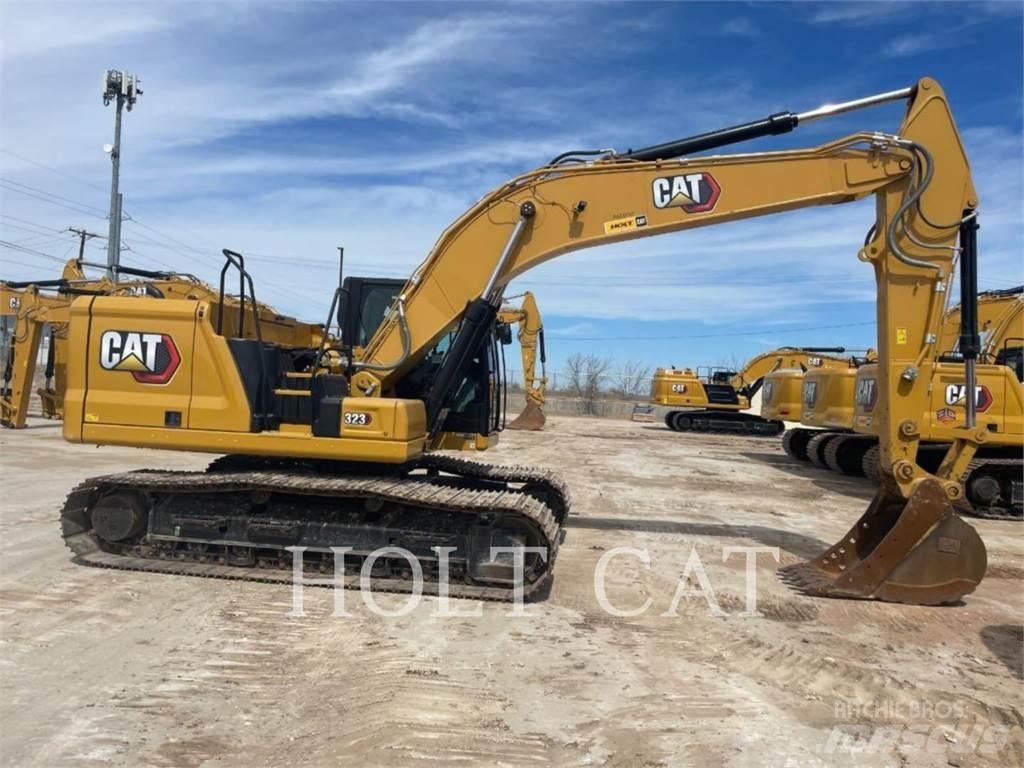 CAT 323 TC حفارات زحافة