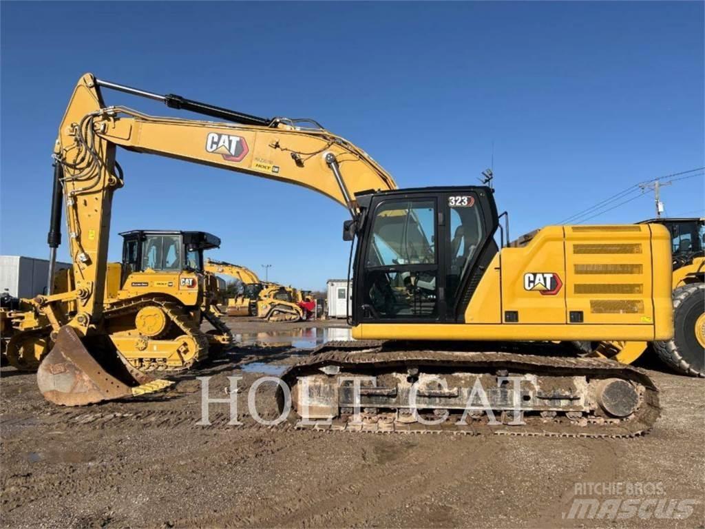 CAT 323 TC حفارات زحافة