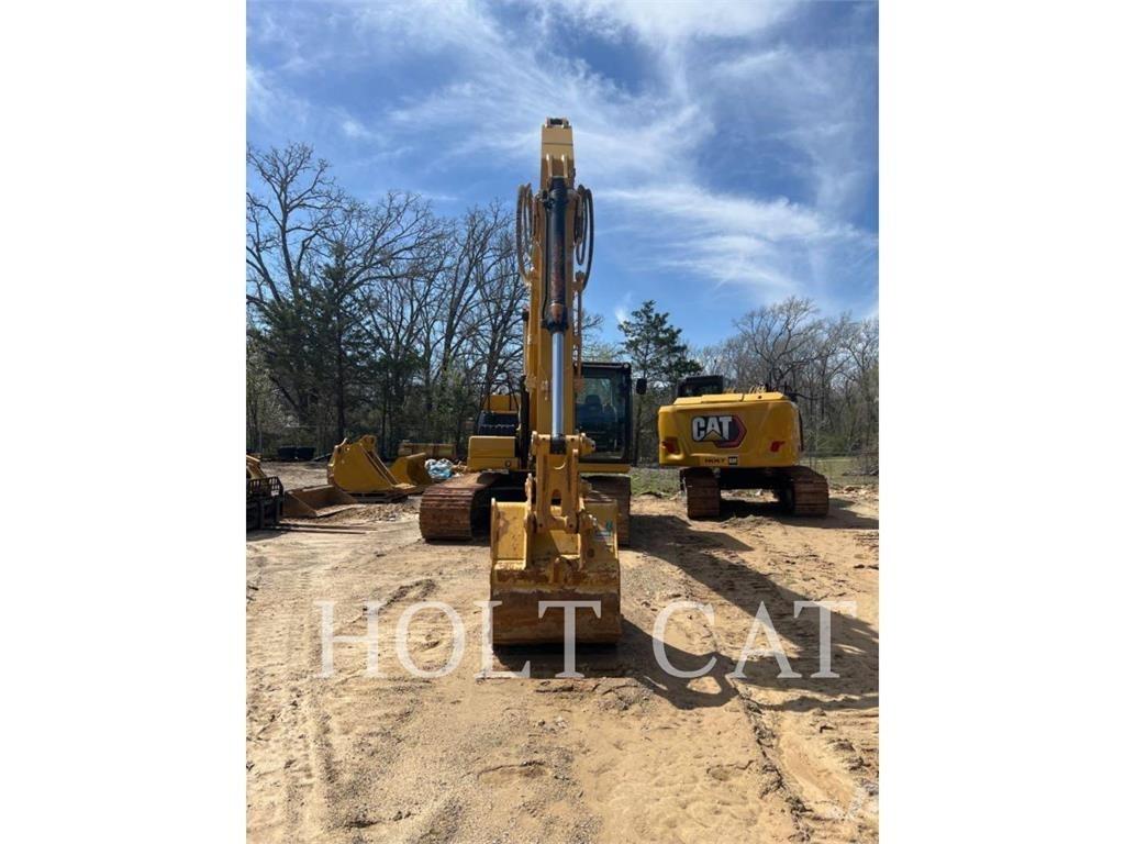 CAT 323 TC حفارات زحافة