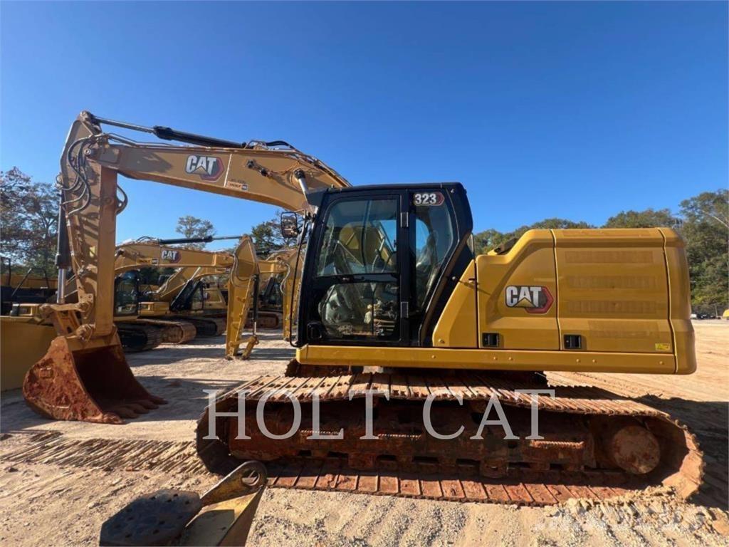CAT 323 TC حفارات زحافة
