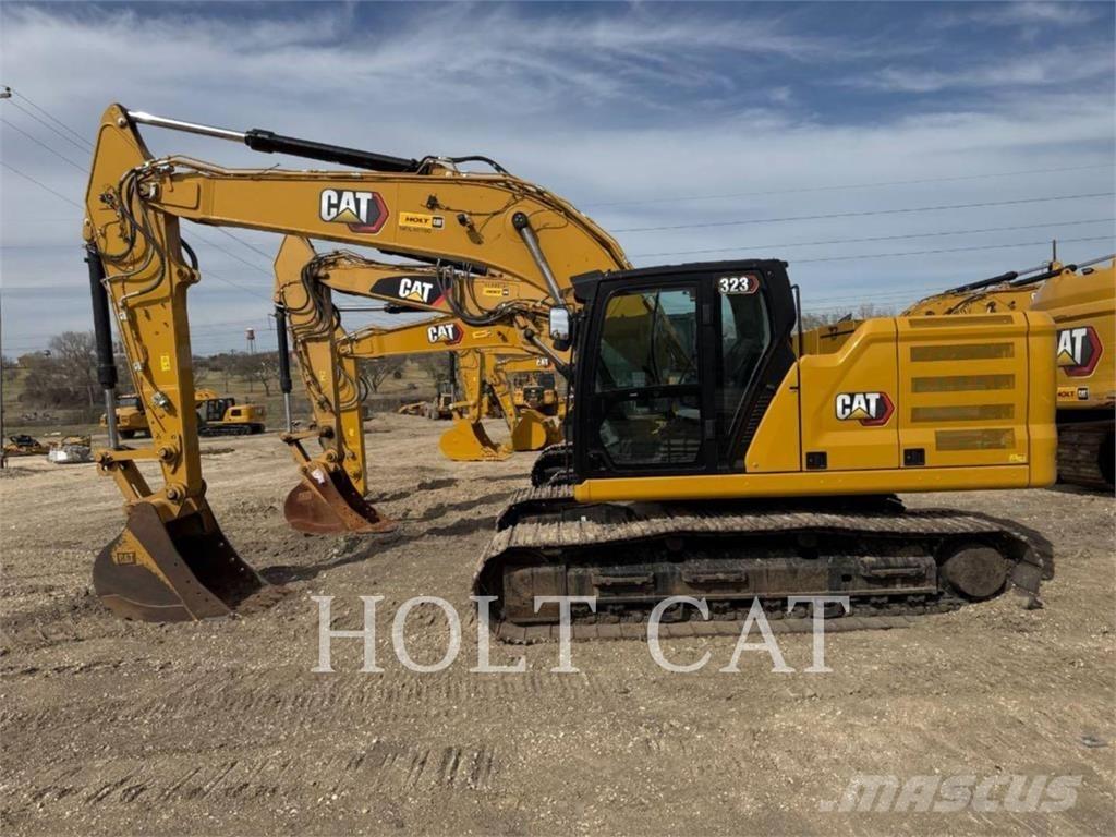CAT 323 TC حفارات زحافة