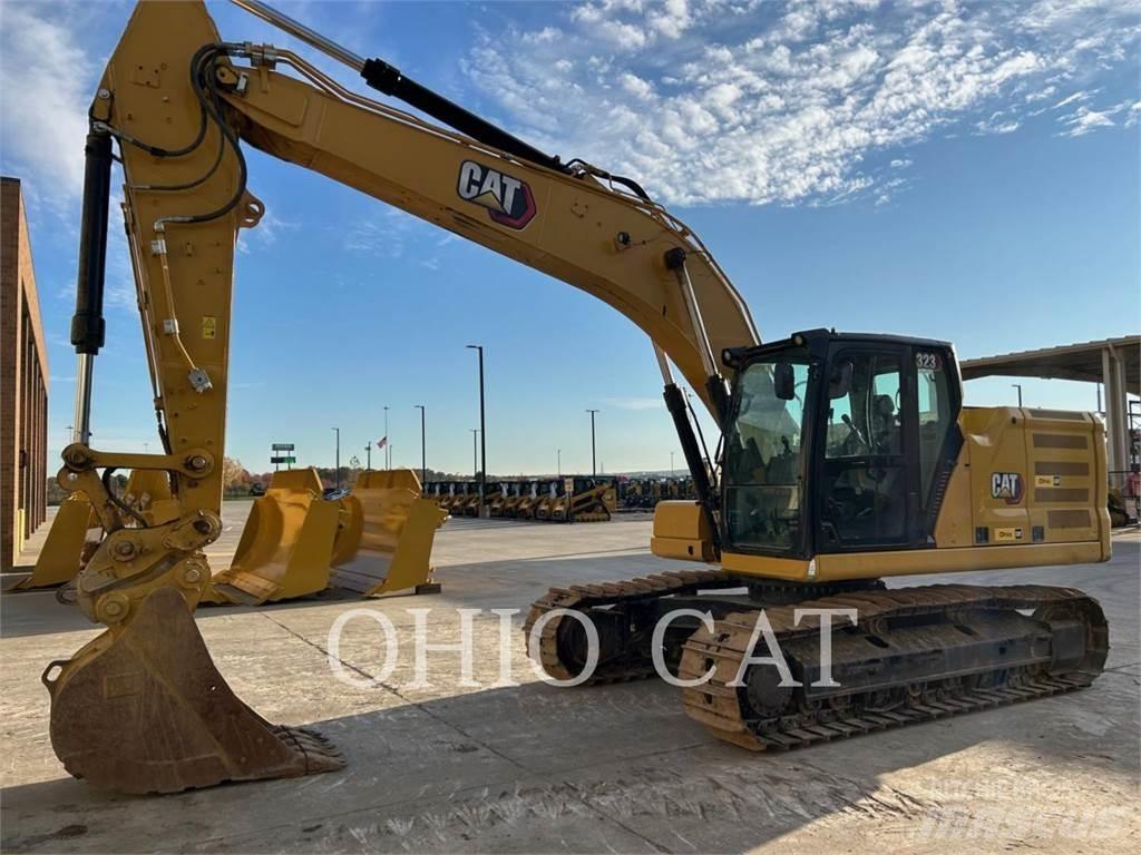 CAT 323 TCS حفارات زحافة