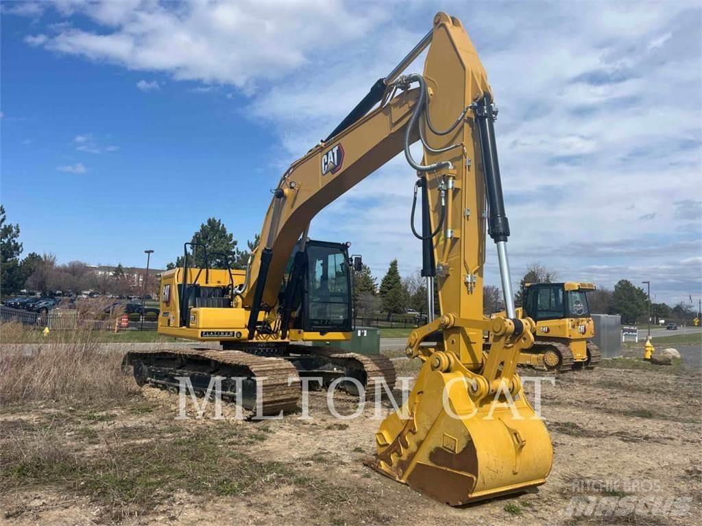 CAT 32307 حفارات زحافة